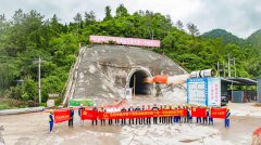 衢丽铁路新进展：首座千米级邻近营业线施工隧道贯